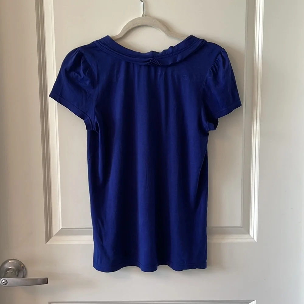 blue cap sleeve T-shirt with decorative neckline Marc by Marc Jacobs size small - Picture 2 of 5